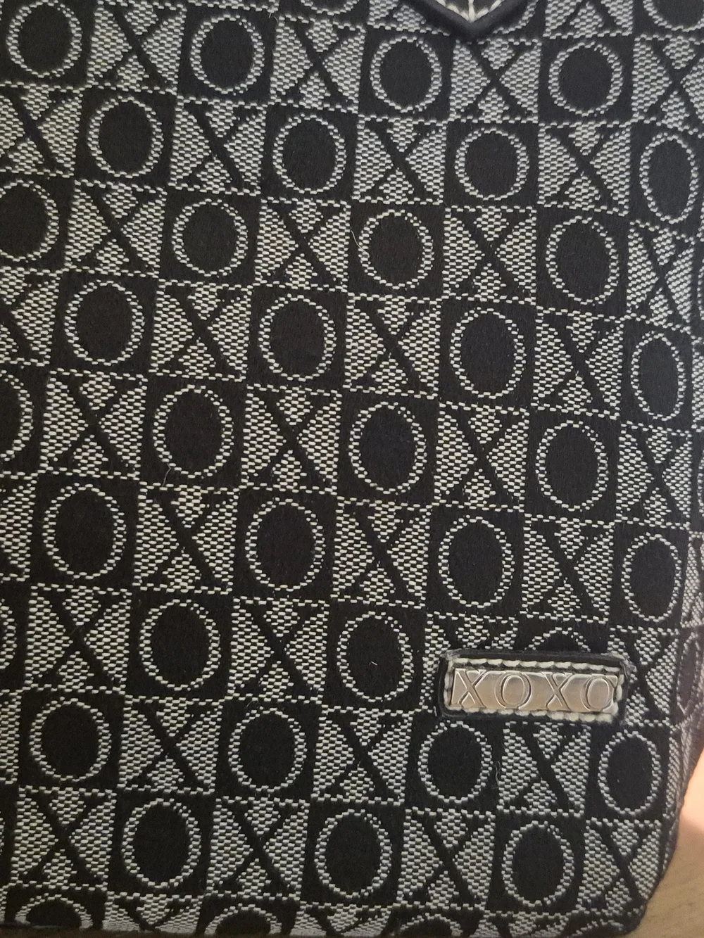 XOXO Y2K 2000s leather handle black and gray tote bag